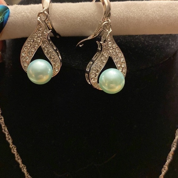 STRIKING green Pearl necklace matching Earring included - Picture 10 of 10